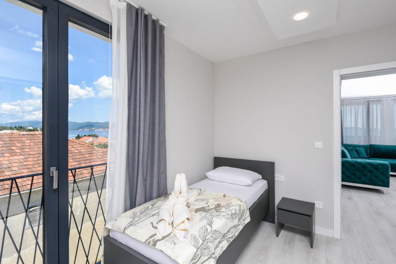Sunny Day Luxury Holiday Apartments Orebić Exteriör bild